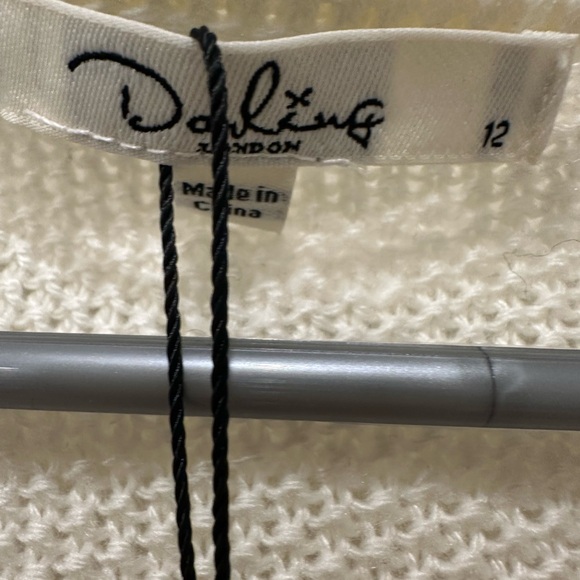 Darling London Long White Knit Sweater with Lace appliqué on the front - Picture 3 of 6